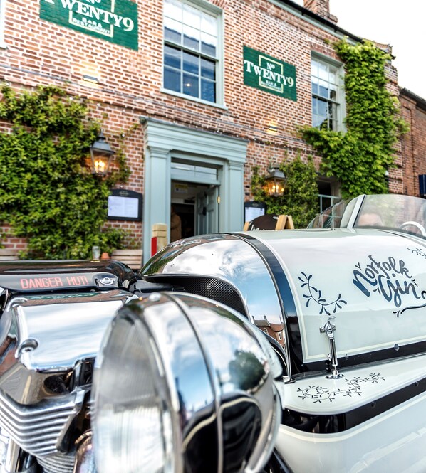 Exterior - NoTwenty9 Bar and Restaurant  (King's Lynn)