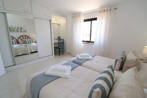 2 chambres, fer et planche Ă repasser, lit parapluie, Wi-Fi gratuit