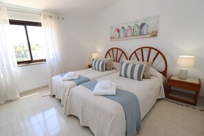 2 Schlafzimmer, Bügeleisen/Bügelbrett, Reisekinderbett, kostenloses WLAN