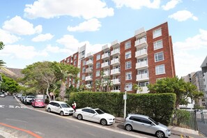 Exterior - Cascades 407 (Cape Town)