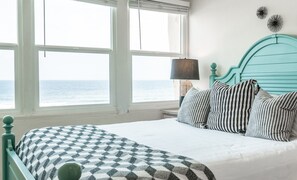 4 عدّة غرف نوم ومكواة/لوح كي وواي فاي مجانًا وملاءات أسرّة