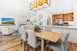 Dining - Shore O'Clock - Spacious Solana Beach Vacation Rental Near Beach Access (Solana BEach)