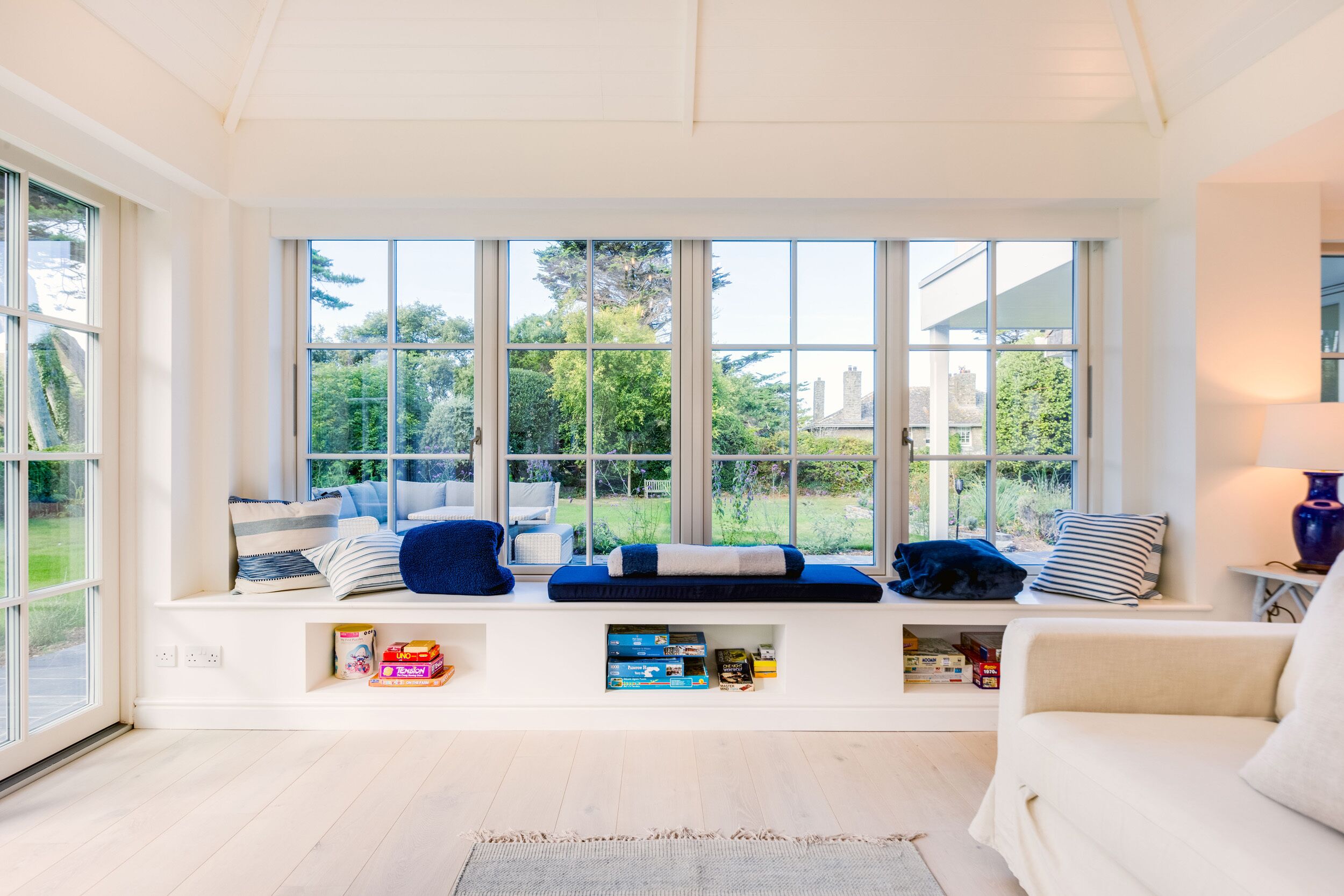 GREYSTONES, family friendly, with open fire in Daymer Bay