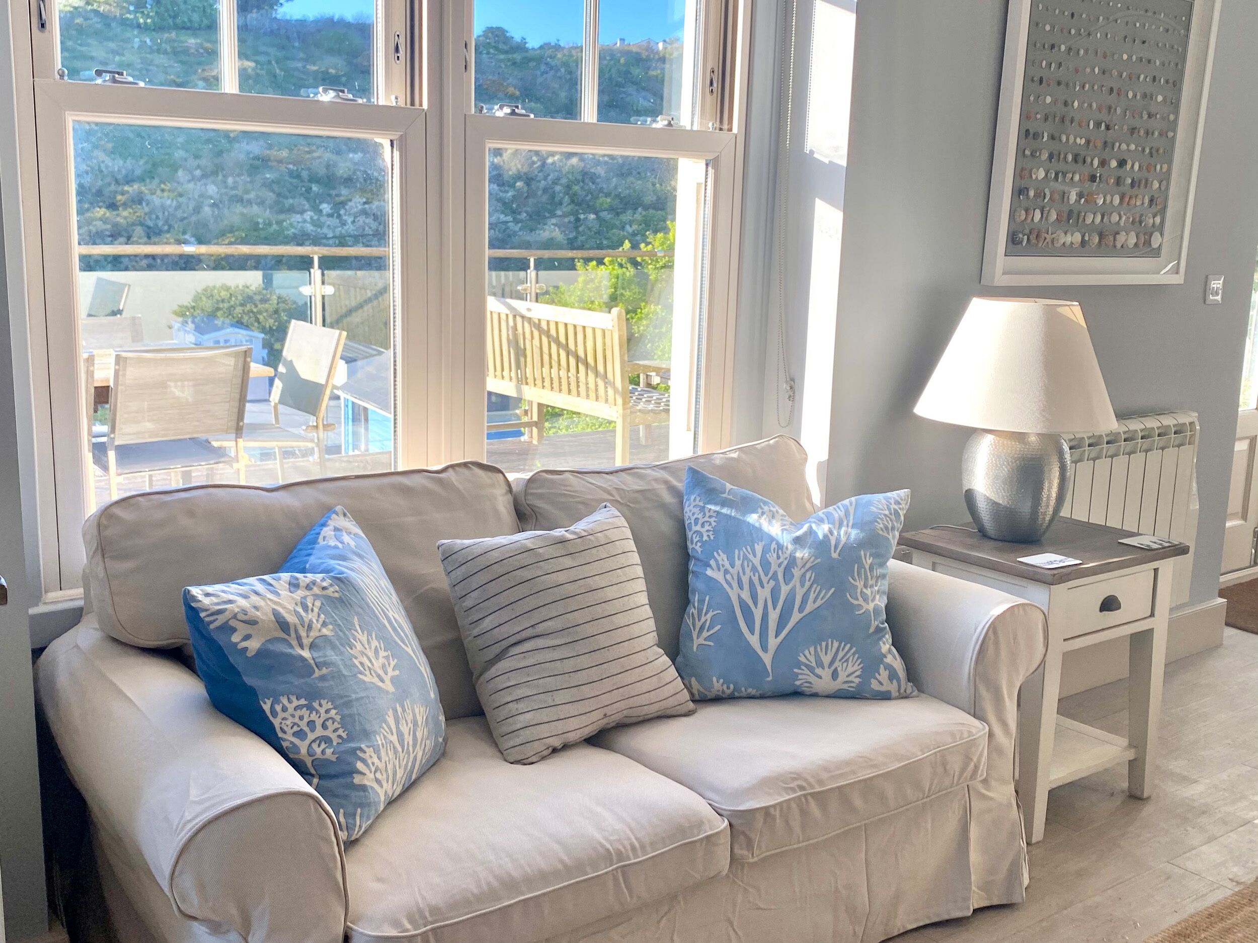 WESTRAY HOUSE, pet friendly, with hot tub in Polzeath