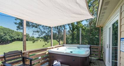 Luxury Golf Villa w/ Hot Tub Stunning Golf Course Views Near OBX Beaches