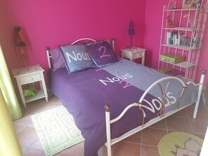 3 chambres, draps fournis