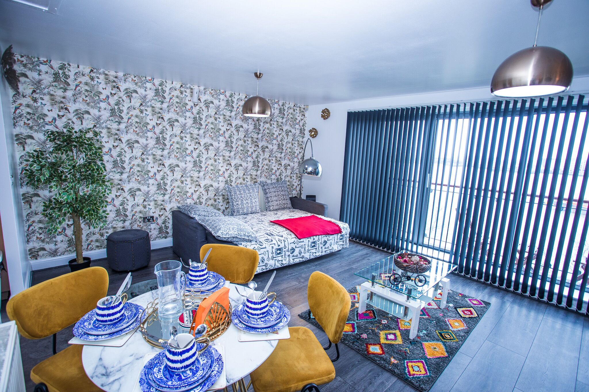 Remarkable 2-bed Apartment With Sea View