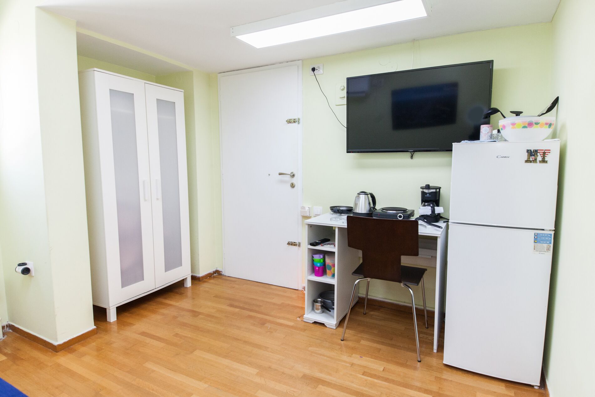 开间 | 私人厨房 | 大冰箱、厨具/餐具