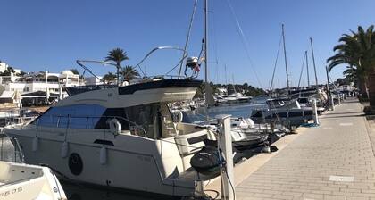 Villa with sea view and pool in Cala D' Or