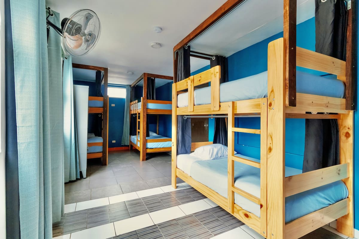 Individually decorated, free WiFi, bed sheets