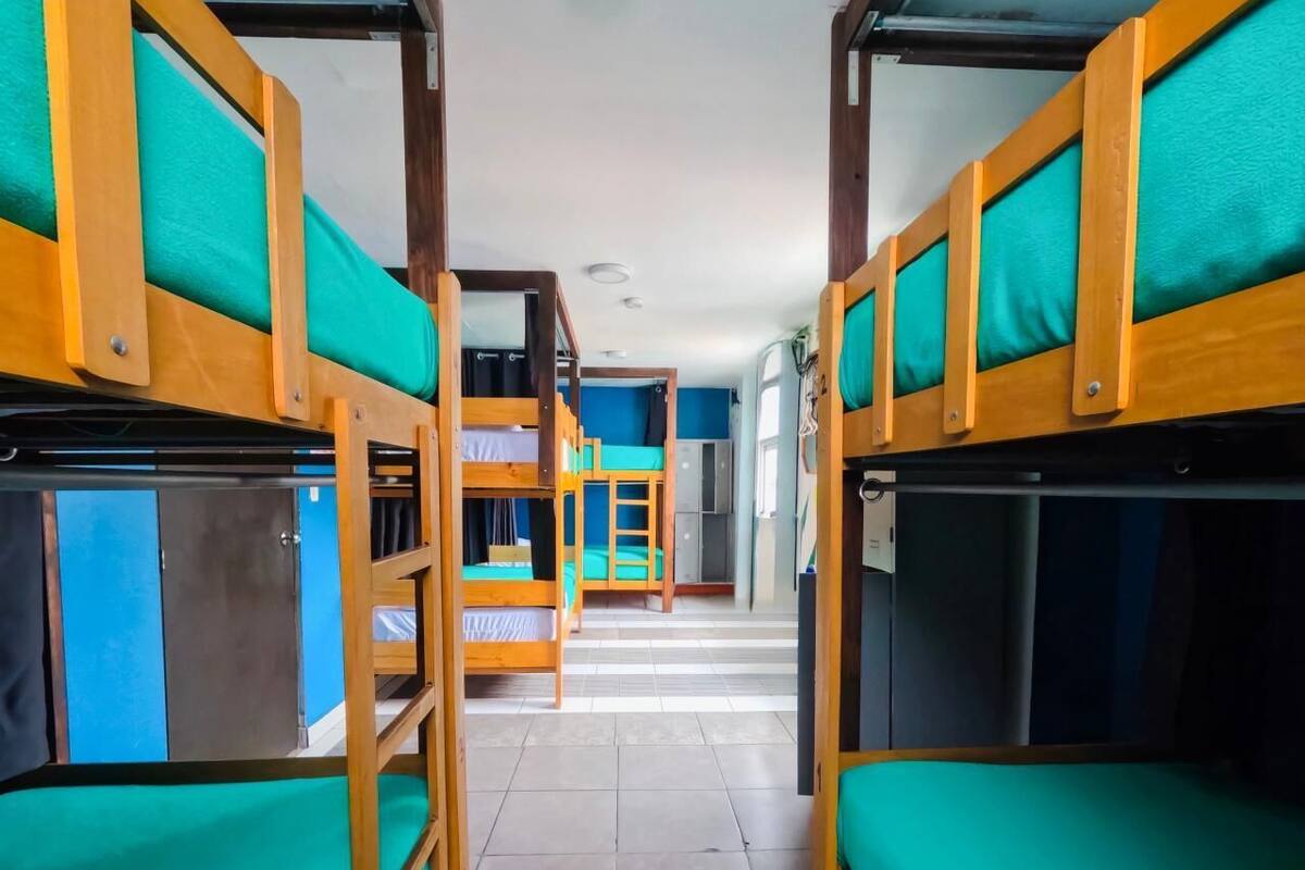 Gemeinsamer Economy-Schlafsaal, Gemischter Schlafsaal