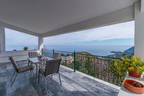 公寓, 吸烟房 | 3 多间卧室