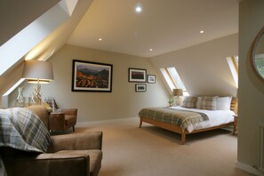 5 soverom, strykejern/-brett, reiseseng for barn og wi-fi (inkludert)