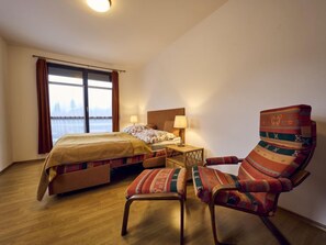 2 bedrooms