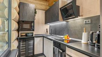 Frigorifero, microonde, forno, lavastoviglie