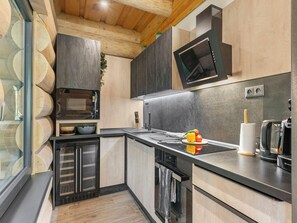 Frigorifero, microonde, forno, lavastoviglie