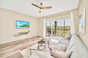 TV, ping pong - Upstay Bright 3BR Condo w Pool & Patio—near Disney (Winter Garden)