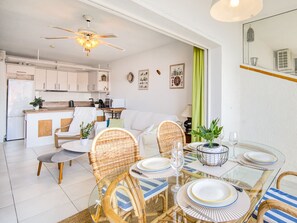 Dining - Sant Maurici by Interhome (Empuriabrava)