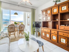 TV - Sant Maurici by Interhome (Empuriabrava)