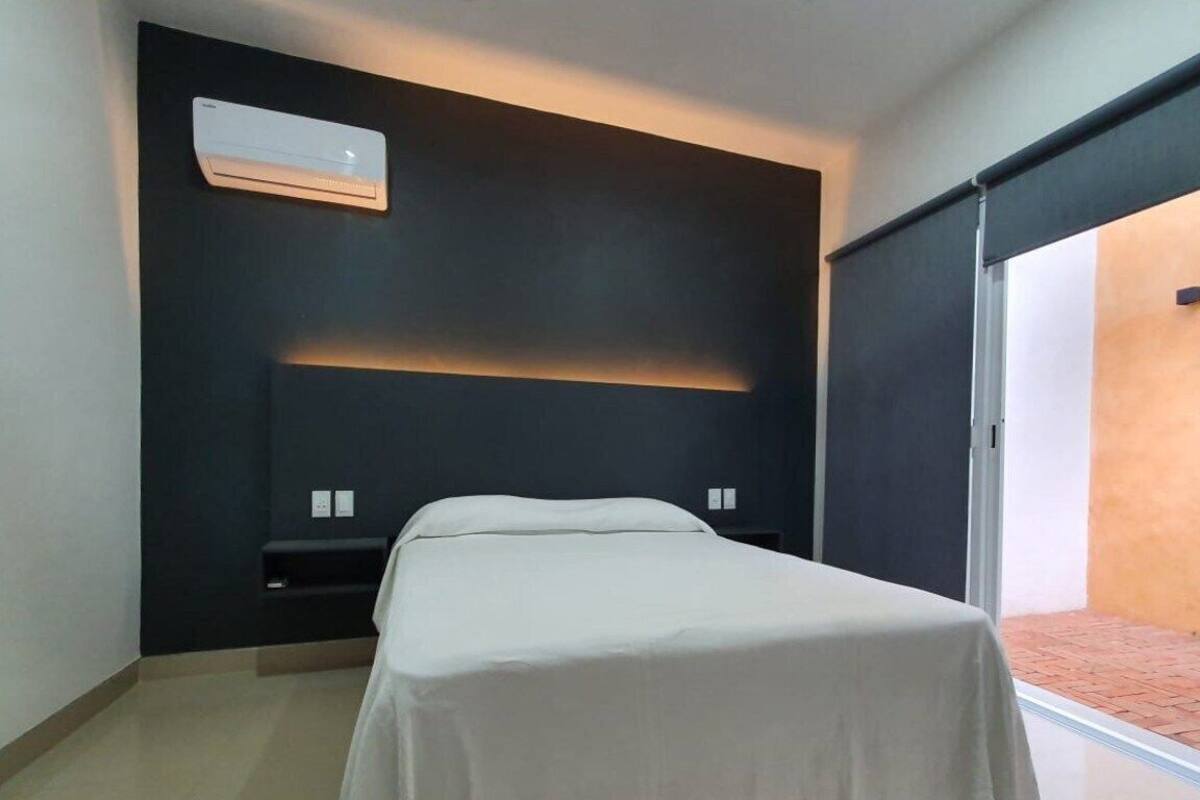 Design Apartment | WiFi (free), individually furnished, bed sheets