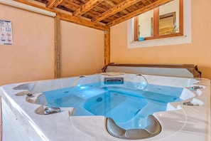 Casa familiar, 3 habitaciones, 2 baños (Villa Simac With Pool and Whirlpool) | Interior