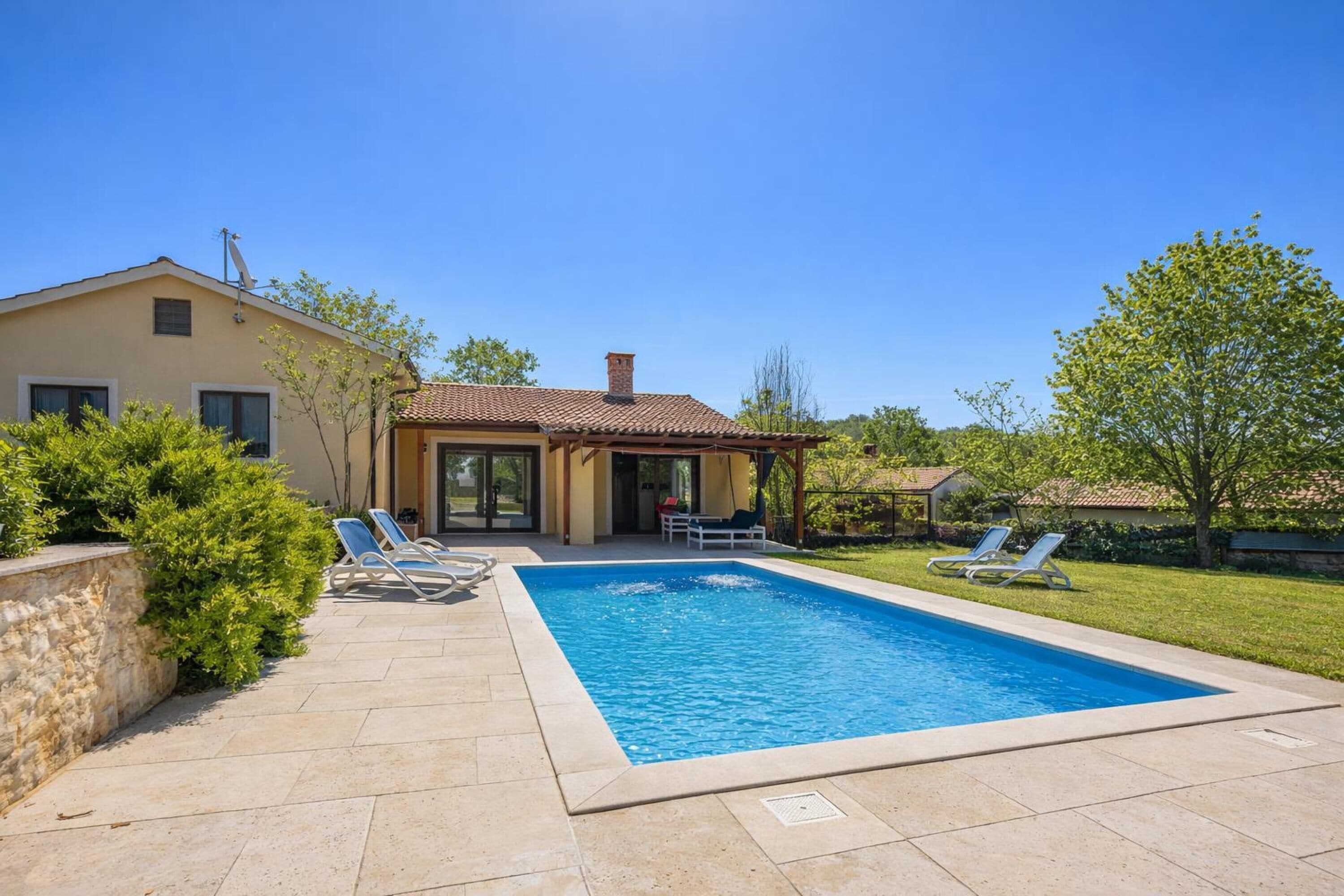 Family House, Multiple Bedrooms, 2 Bathrooms (Villa Simac With Pool and Whirlpool) | Pool