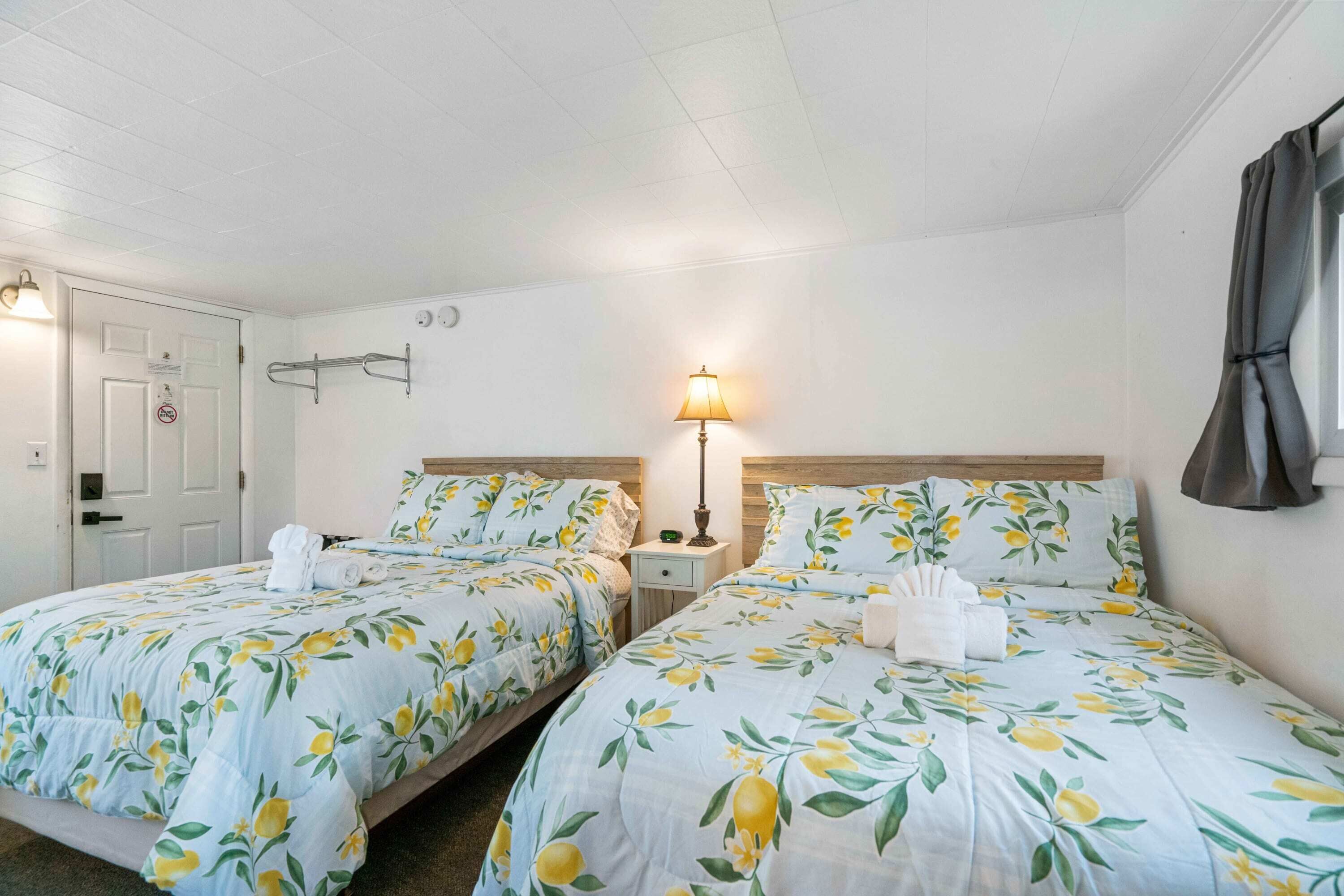 Lake Charlevoix Roadside Motel | 2 Bed Suite