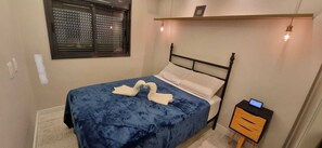 2 quartos, escrivaninha, Wi-Fi de cortesia, roupa de cama