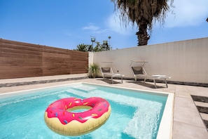 Utomhuspool
