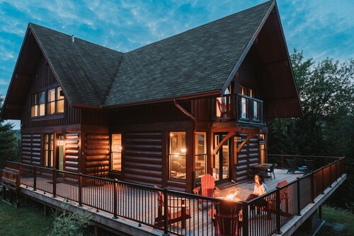 5BR Tremblant Chalet | A/C, Firepit & Lake View