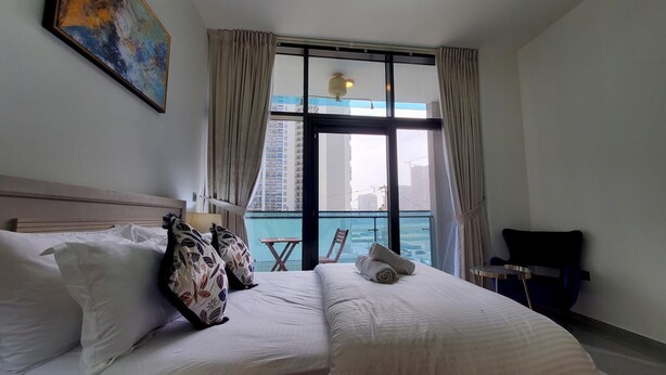 Apartment - Merano 413 Amazing Stay With Balcony (Dubai)