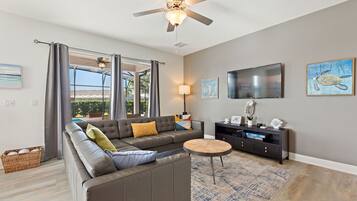 Villa, 6 Bedrooms | Living area | Smart TV