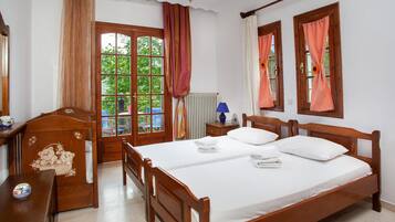 Apartment, Smoking | 2 bedrooms