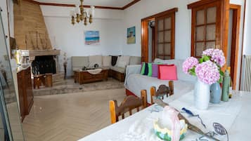 House, Smoking | 2 bedrooms