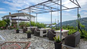 Apartment, Smoking | 2 bedrooms