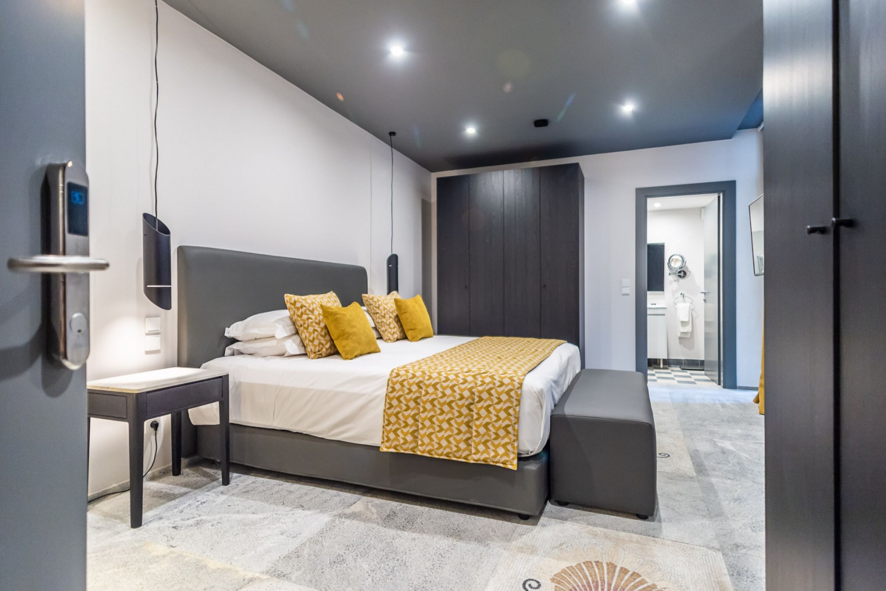 Deluxe Double Room by 33Solonos Suites