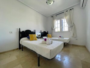 3 soverom, wi-fi og sengetøy