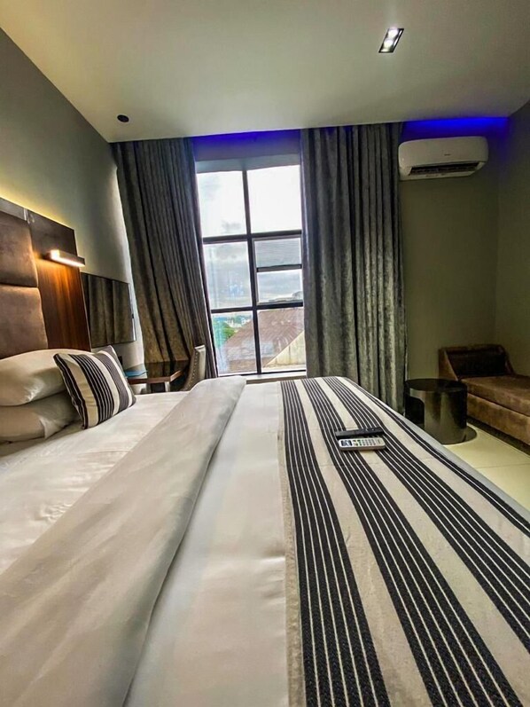 Standard Single Room - Gravity Hotels By Ace (Owerri)