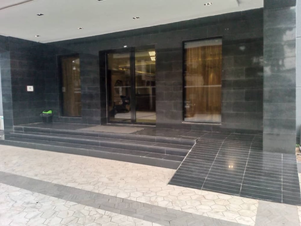 2 Star Hotels