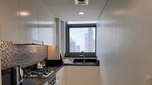 Apartment - Elegant 2 BHK Paramount Tower City View (Dubai)