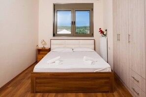 Apartment | 3 bedrooms, desk - City View Apartment in Volos (Volos)