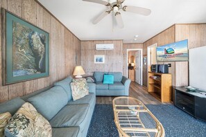 TV, DVD player - Sunrise Serenade - AMAZING Views! (Chincoteague Island)