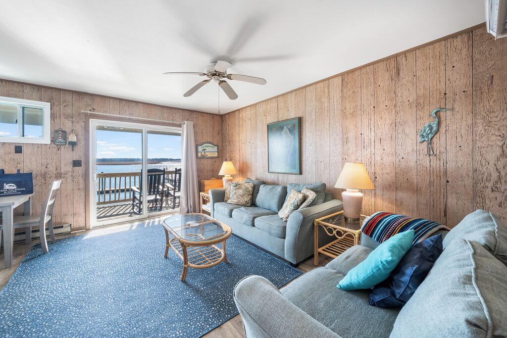 Televisión y reproductor de DVD 