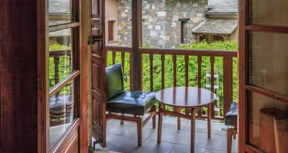 Calliope s Stone Manor