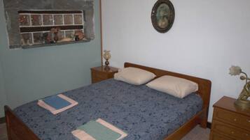 House, Smoking | 2 bedrooms