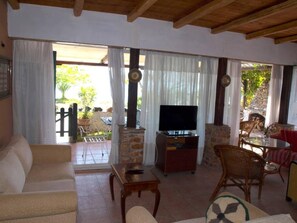 House, Smoking | 2 bedrooms