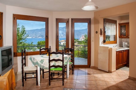 2 habitaciones y escritorio