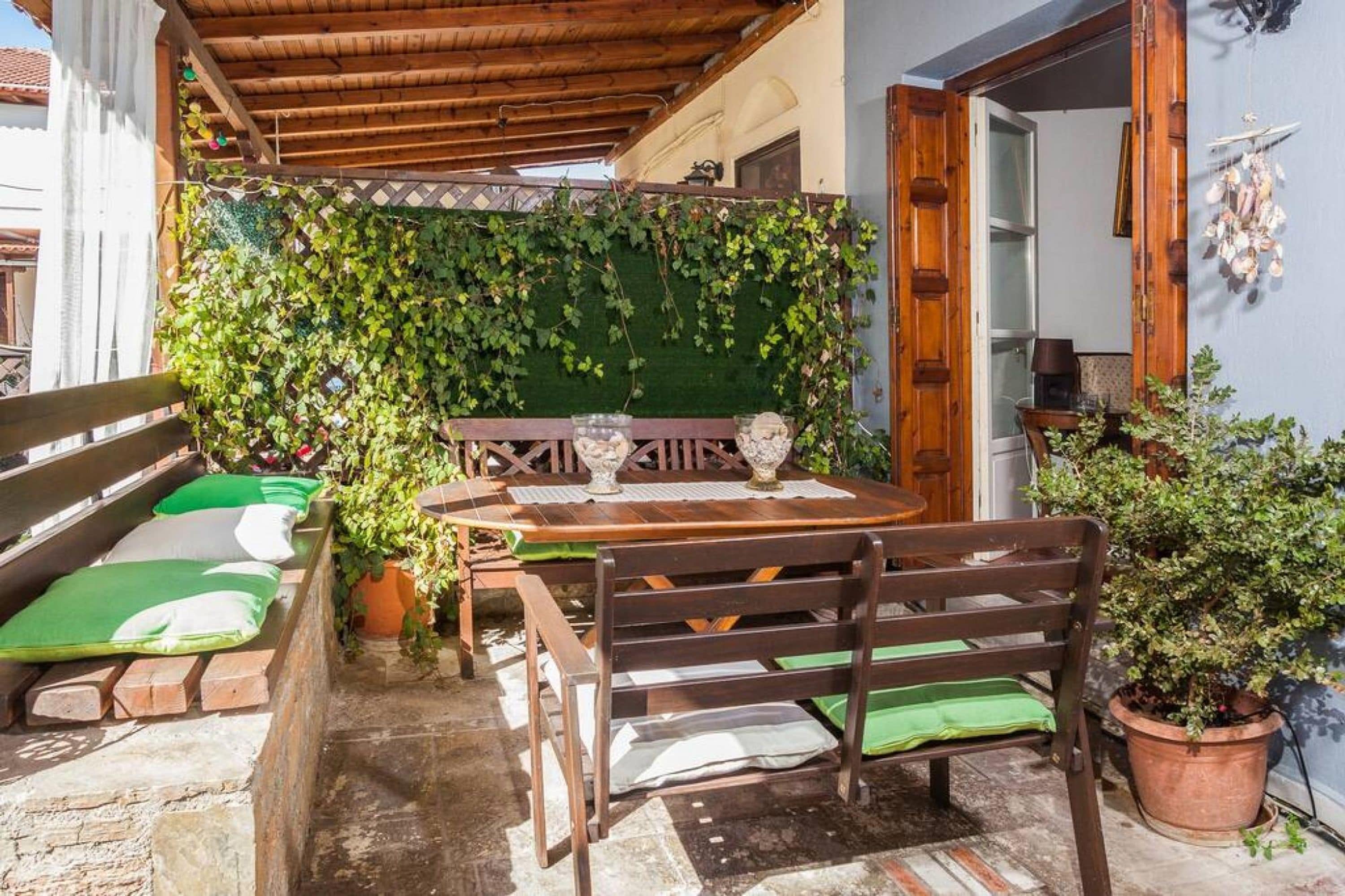 Nhà | 3 phòng ngủ, bàn 