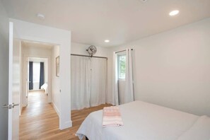 3 habitaciones, wifi gratis, ropa de cama y acceso para silla de ruedas