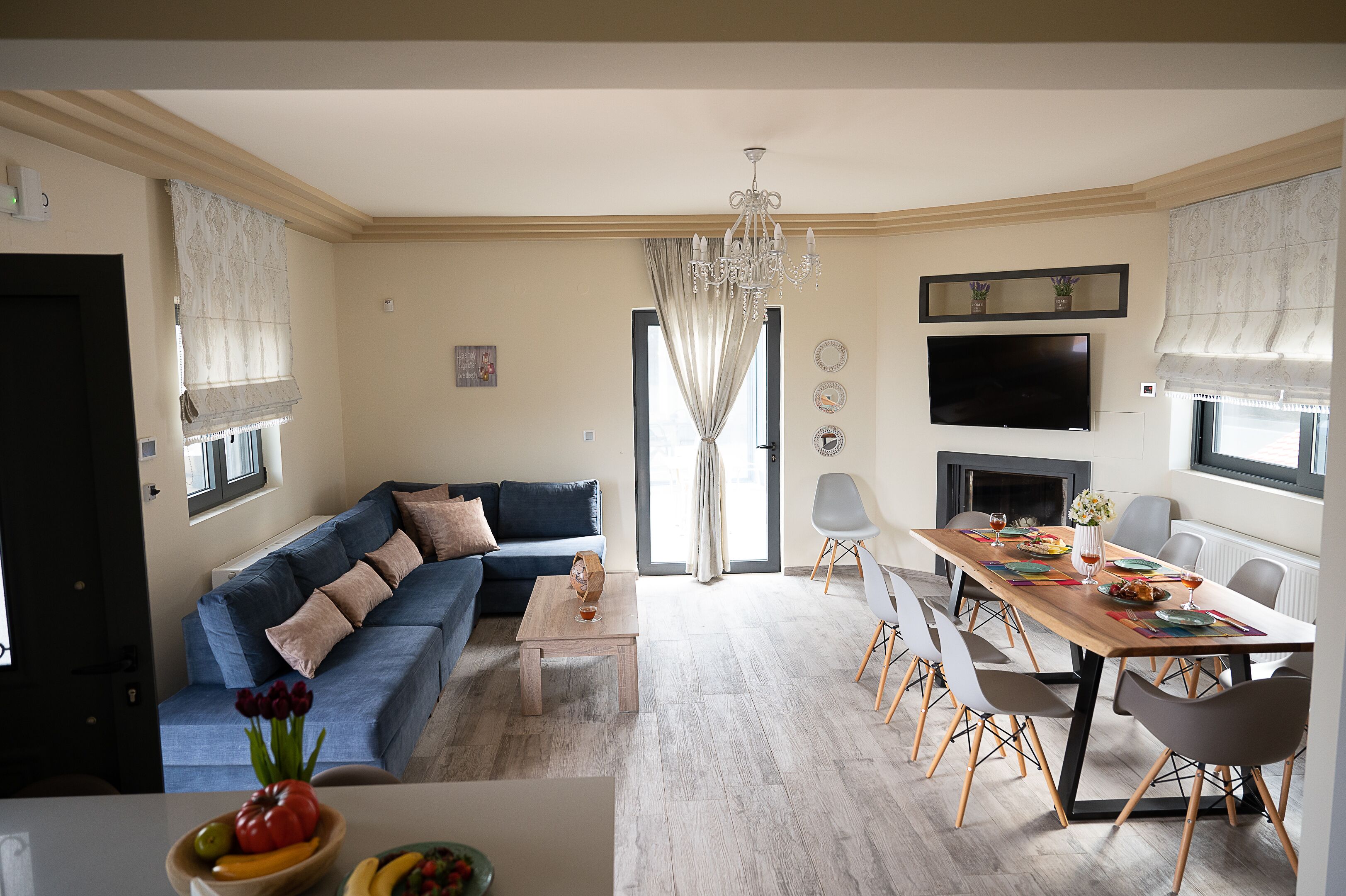 Olive Tree Villa , accommodation in Krousón with mountain views.